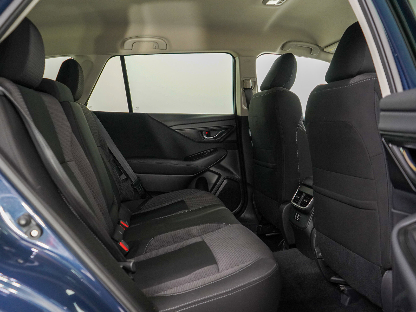 2023 Subaru Outback Premium photo 9