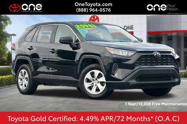 2022 Toyota RAV4 LE