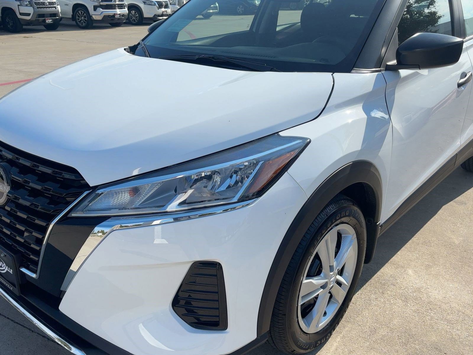 2025 Nissan Kicks Play S photo 19