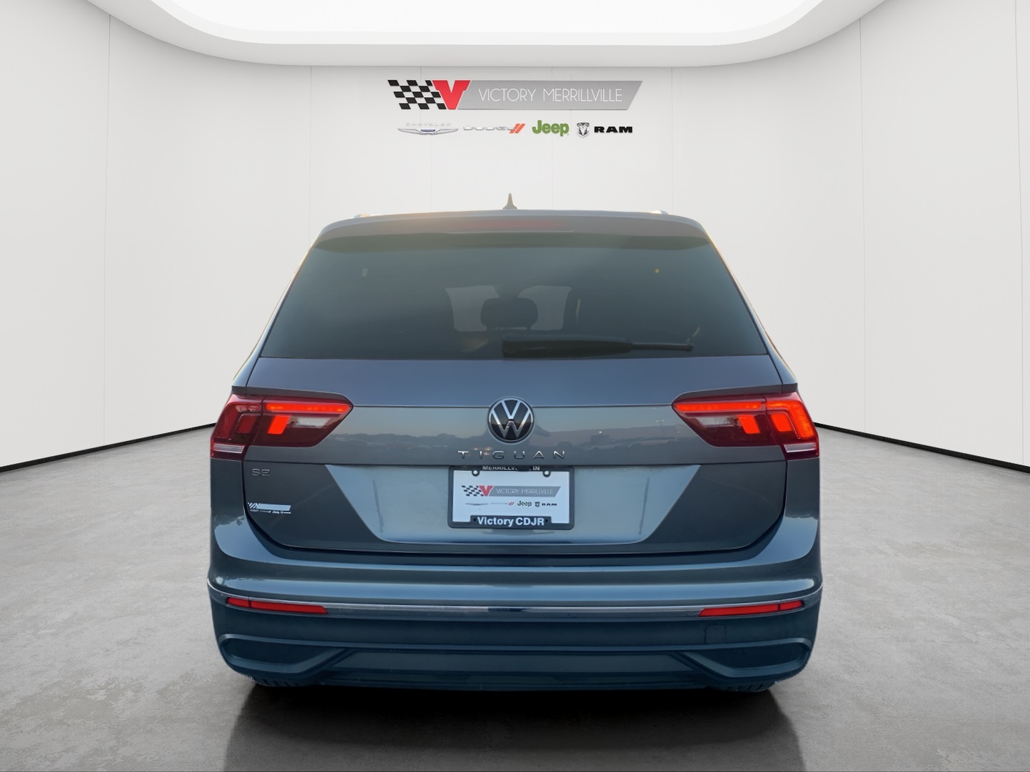 2024 Volkswagen Tiguan SE Wolfsburg Edition photo 3