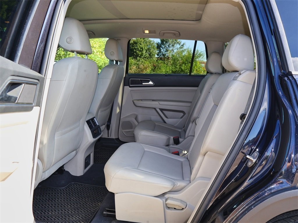 2019 Volkswagen Atlas V6 SEL R-Line photo 15