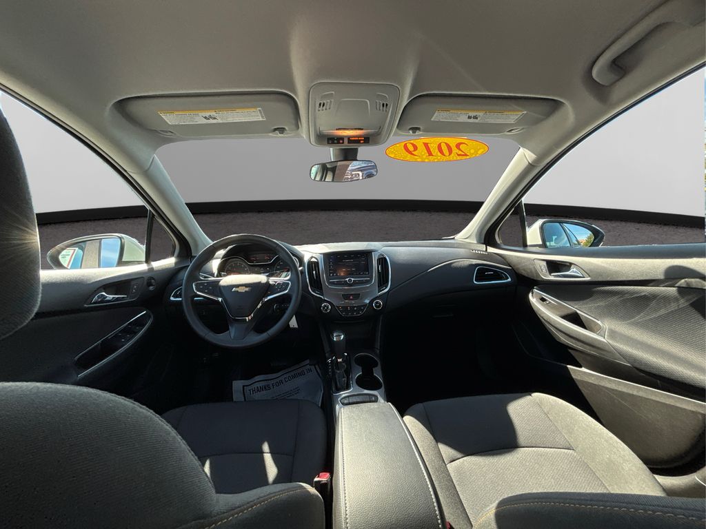 2019 Chevrolet Cruze LS photo 21