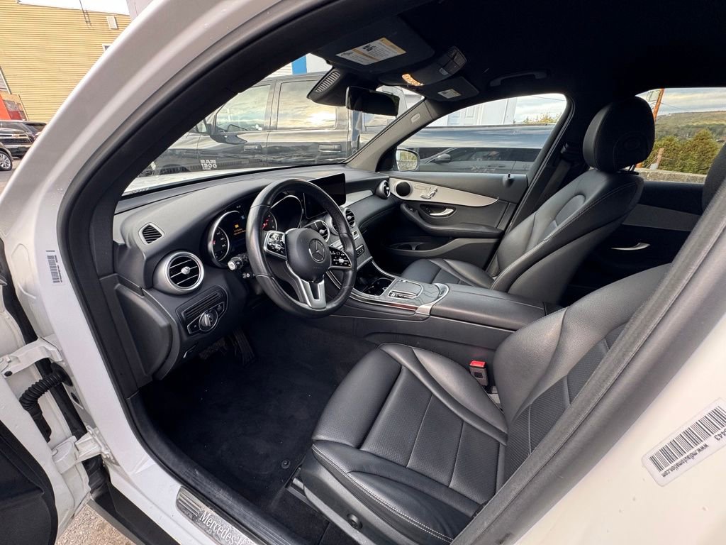 2022 Mercedes Benz GLC 300 4MATIC photo 9