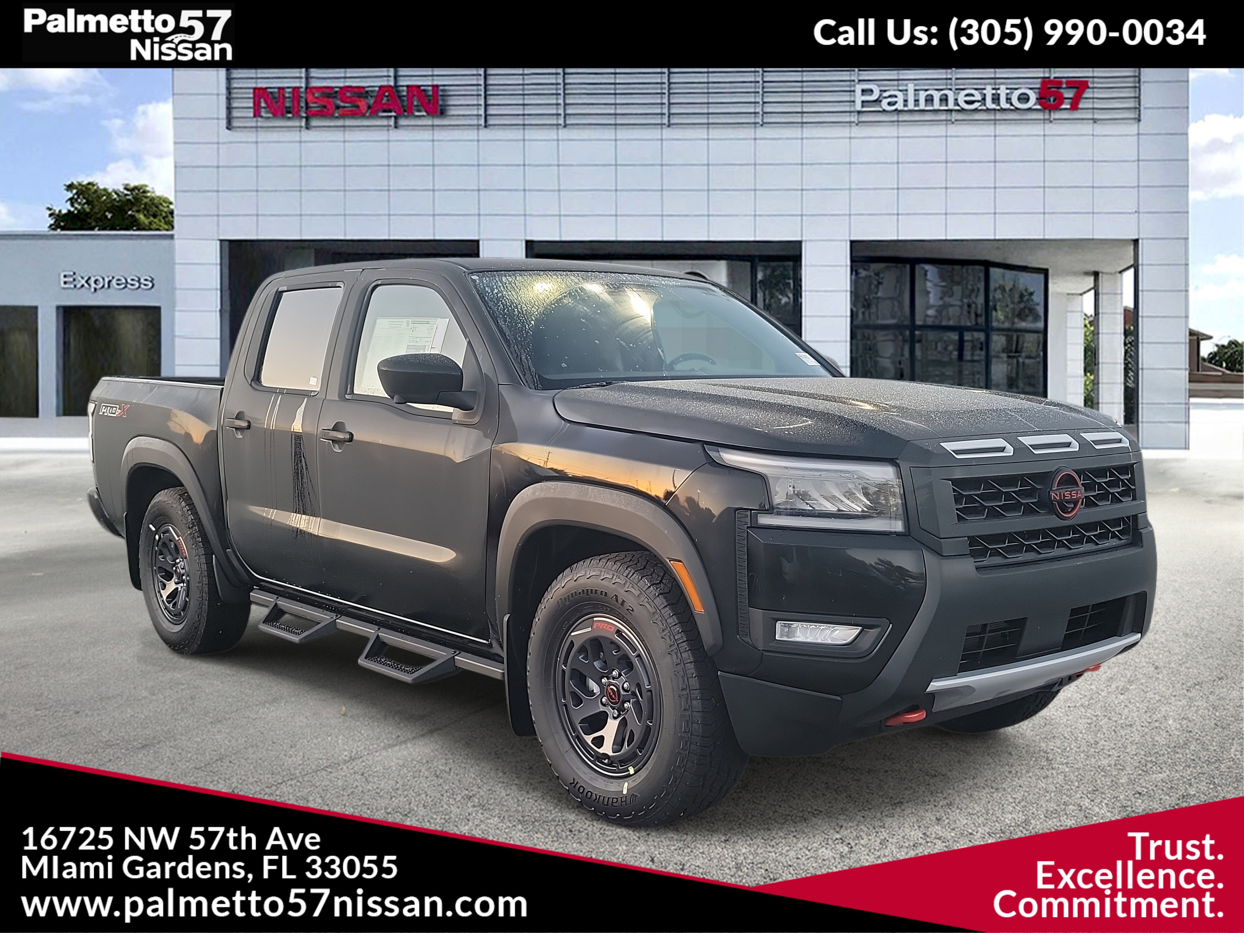 2026 Nissan Frontier PRO-X's photo