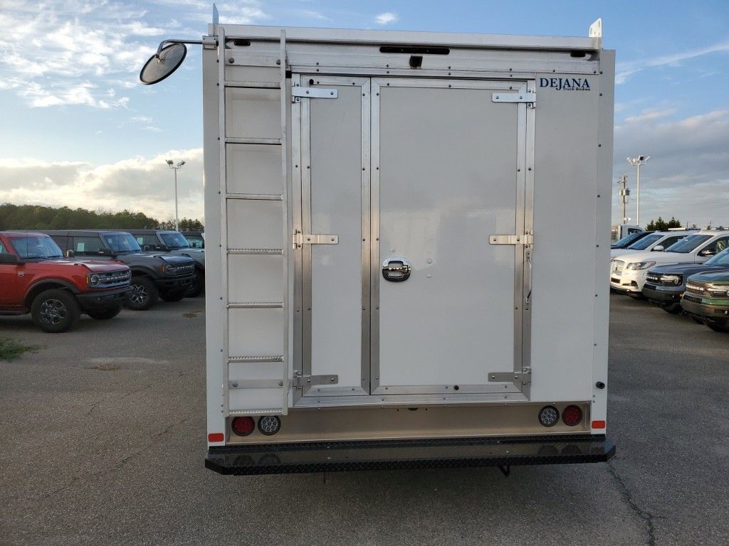 2024 Ford E-350 Base photo 5
