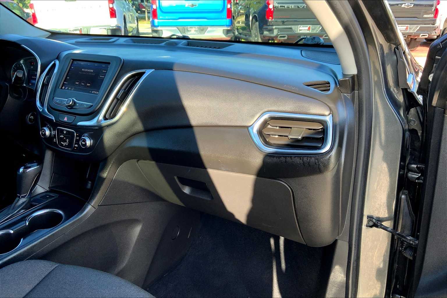2021 Chevrolet Equinox LT photo 16