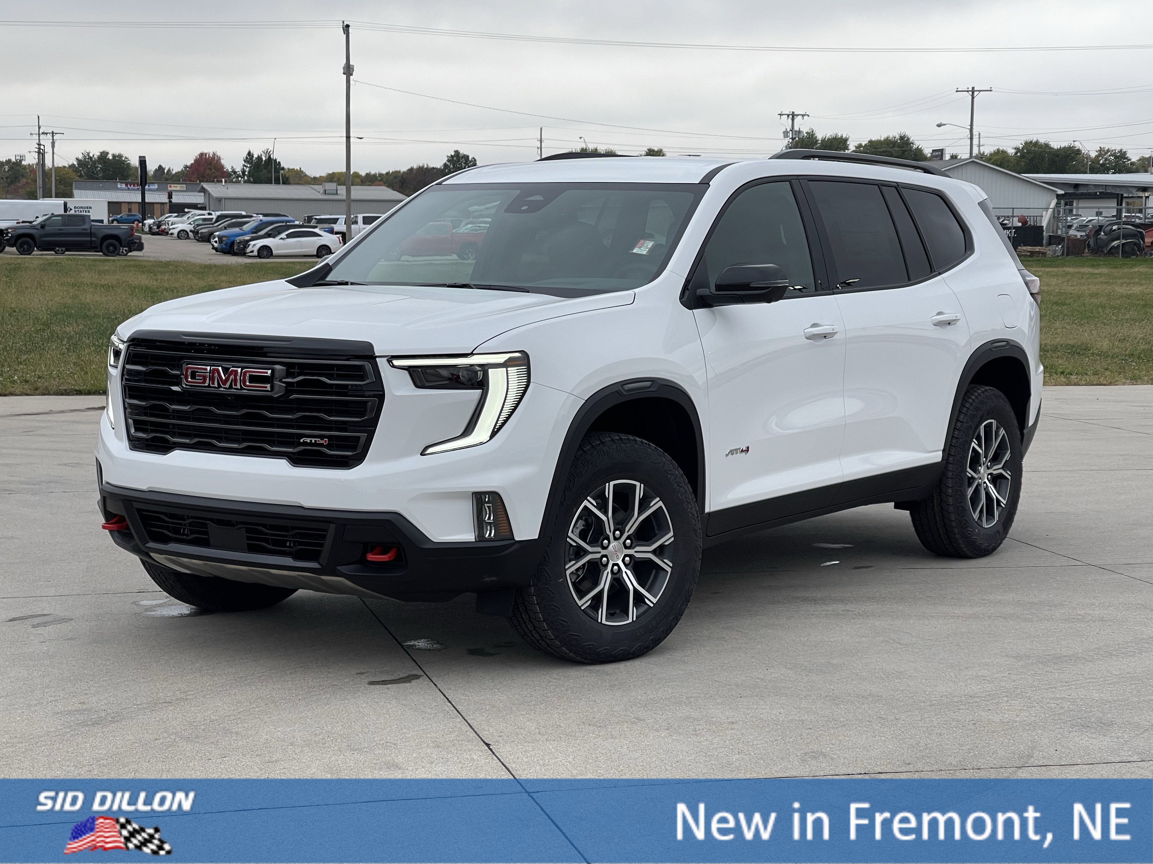 2026 GMC Acadia AT4's photo