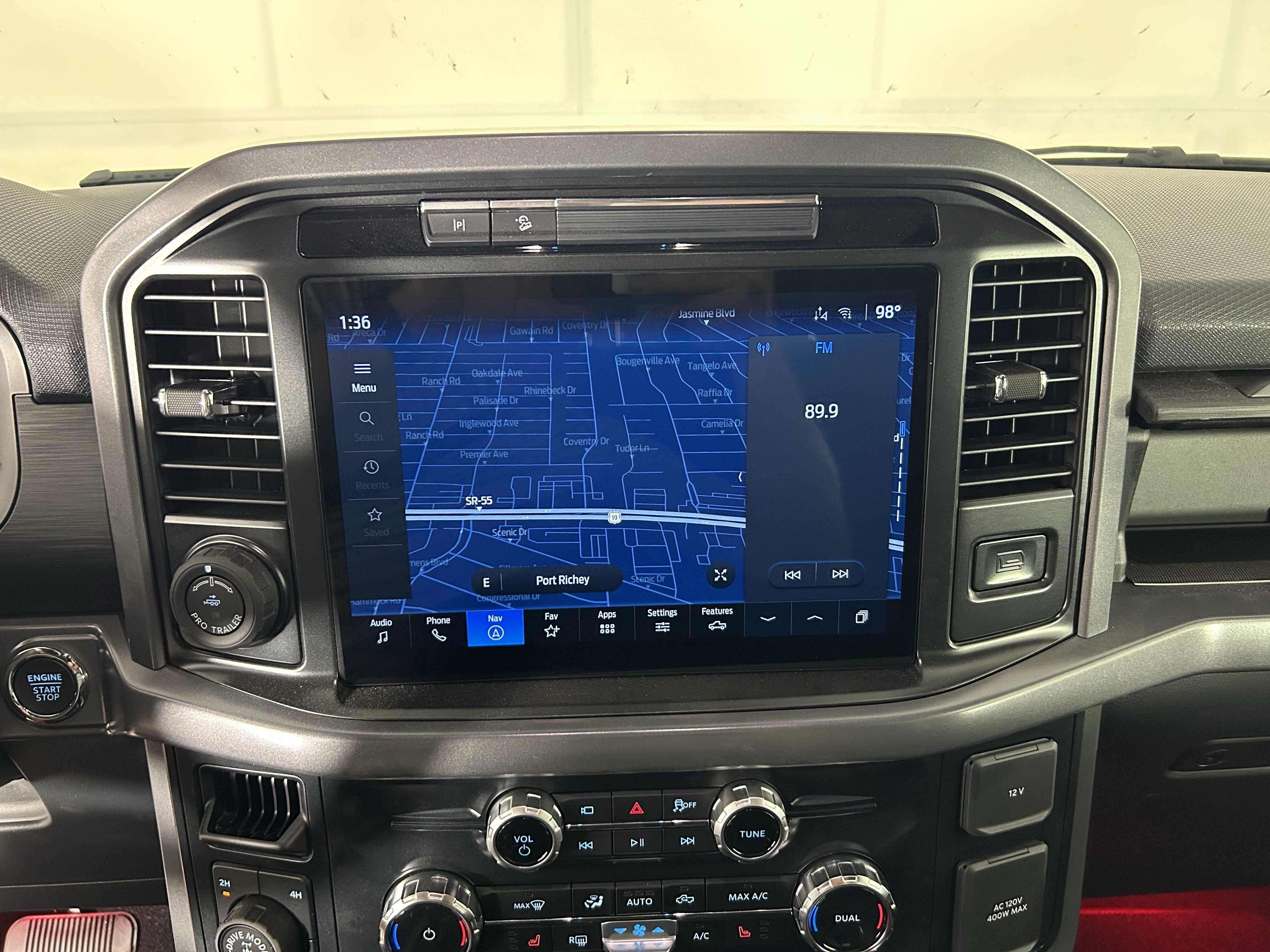 2025 Ford F-150 XLT photo 19