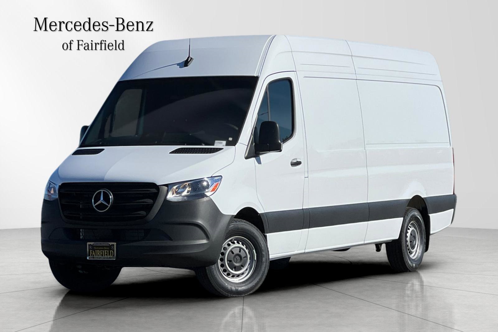 2026 Mercedes-Benz Sprinter Cargo Van Base's photo