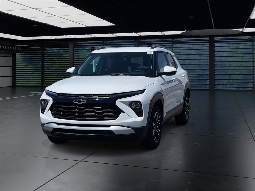 2025 Chevrolet Trailblazer LT photo 4