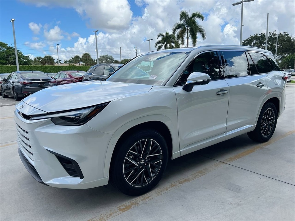 2026 Lexus TX Premium photo 3