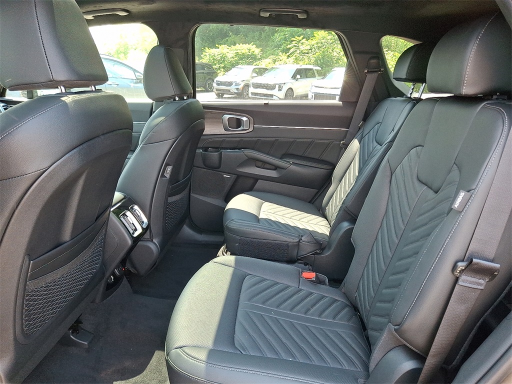 2025 Kia Sorento X-Line SX Prestige photo 8