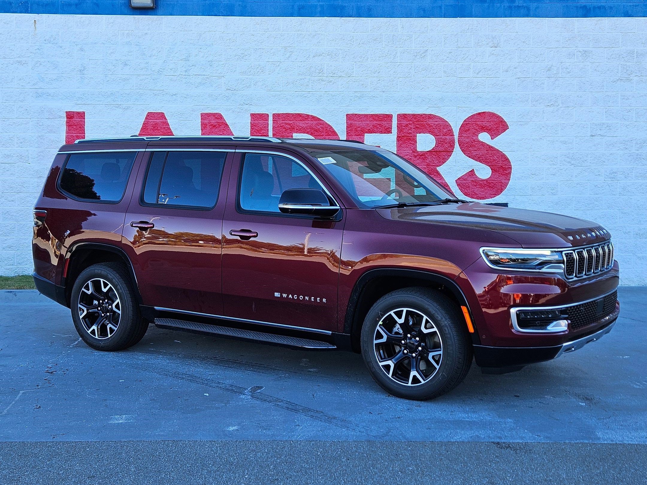 2025 Jeep Wagoneer Series III's photo