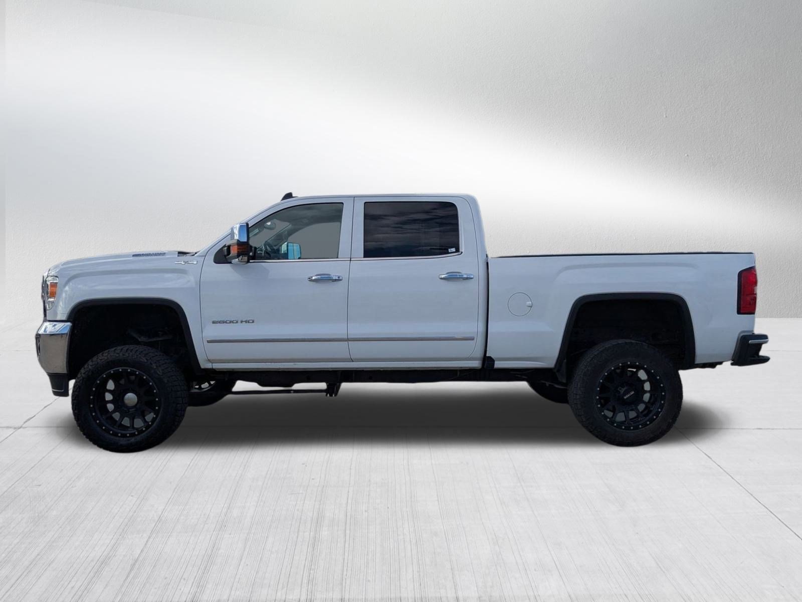 2018 Gmc Sierra 2500 HD SLT photo 2