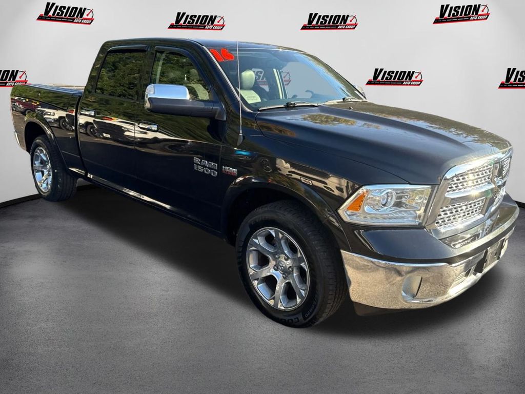 2016 Ram 1500 Laramie photo 3