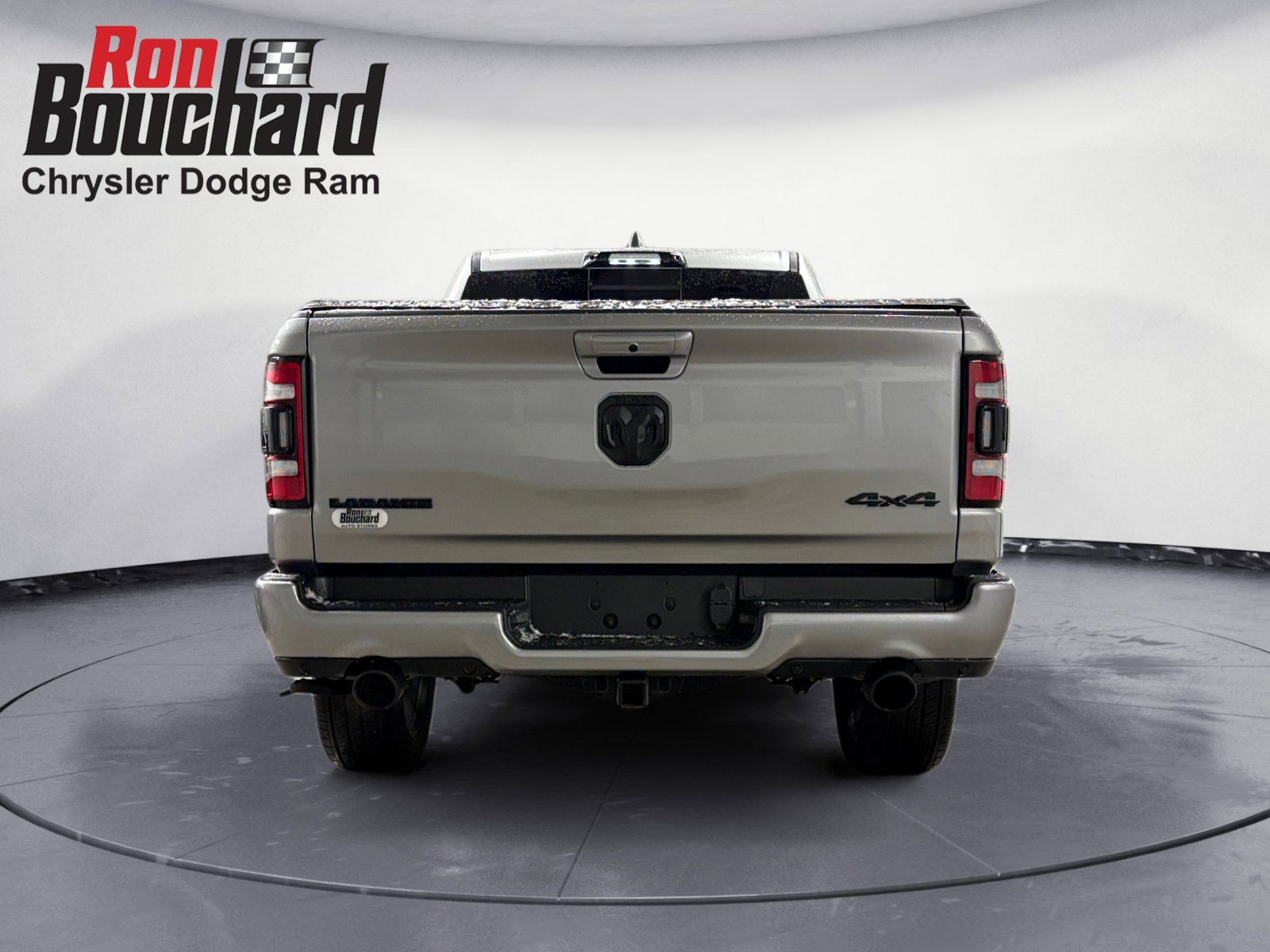 2021 Ram 1500 Laramie photo 3