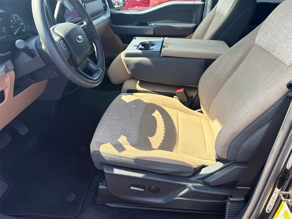 2023 Ford F-150 XLT photo 8