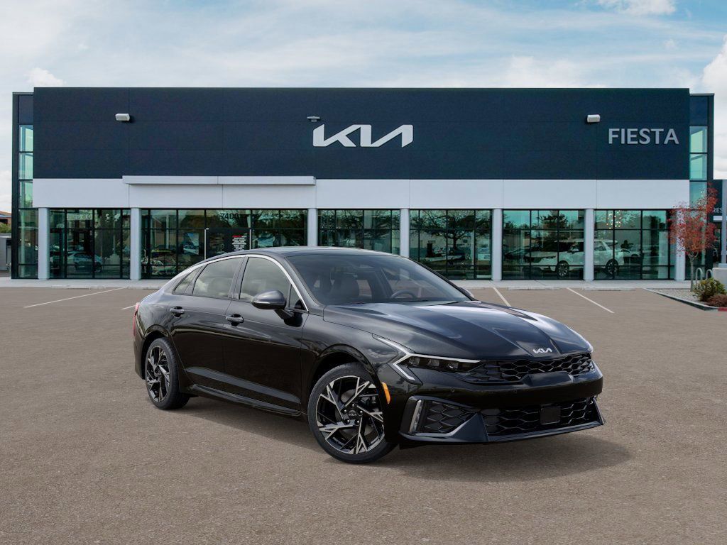 2025 Kia K5 GT-Line photo 6