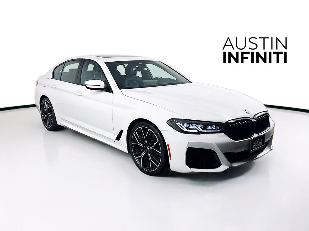 2022 BMW 5 Series 530i's photo