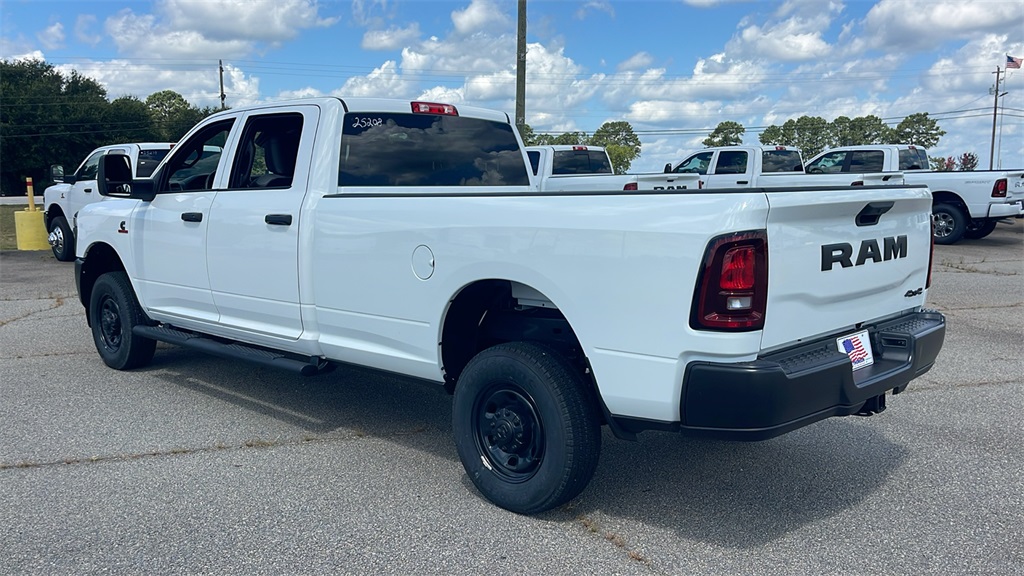 2025 Ram 2500 Tradesman photo 5