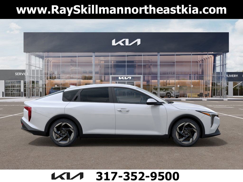 2025 Kia K4 EX photo 7