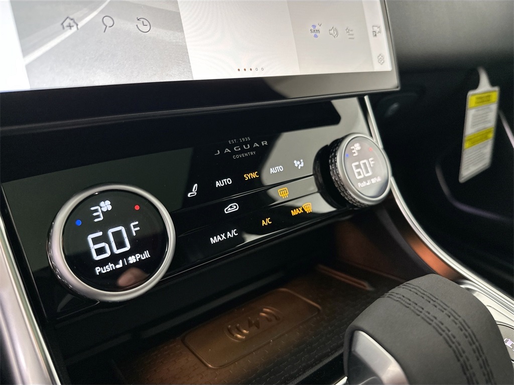 2024 Jaguar XF P300 R-Dynamic SE photo 17