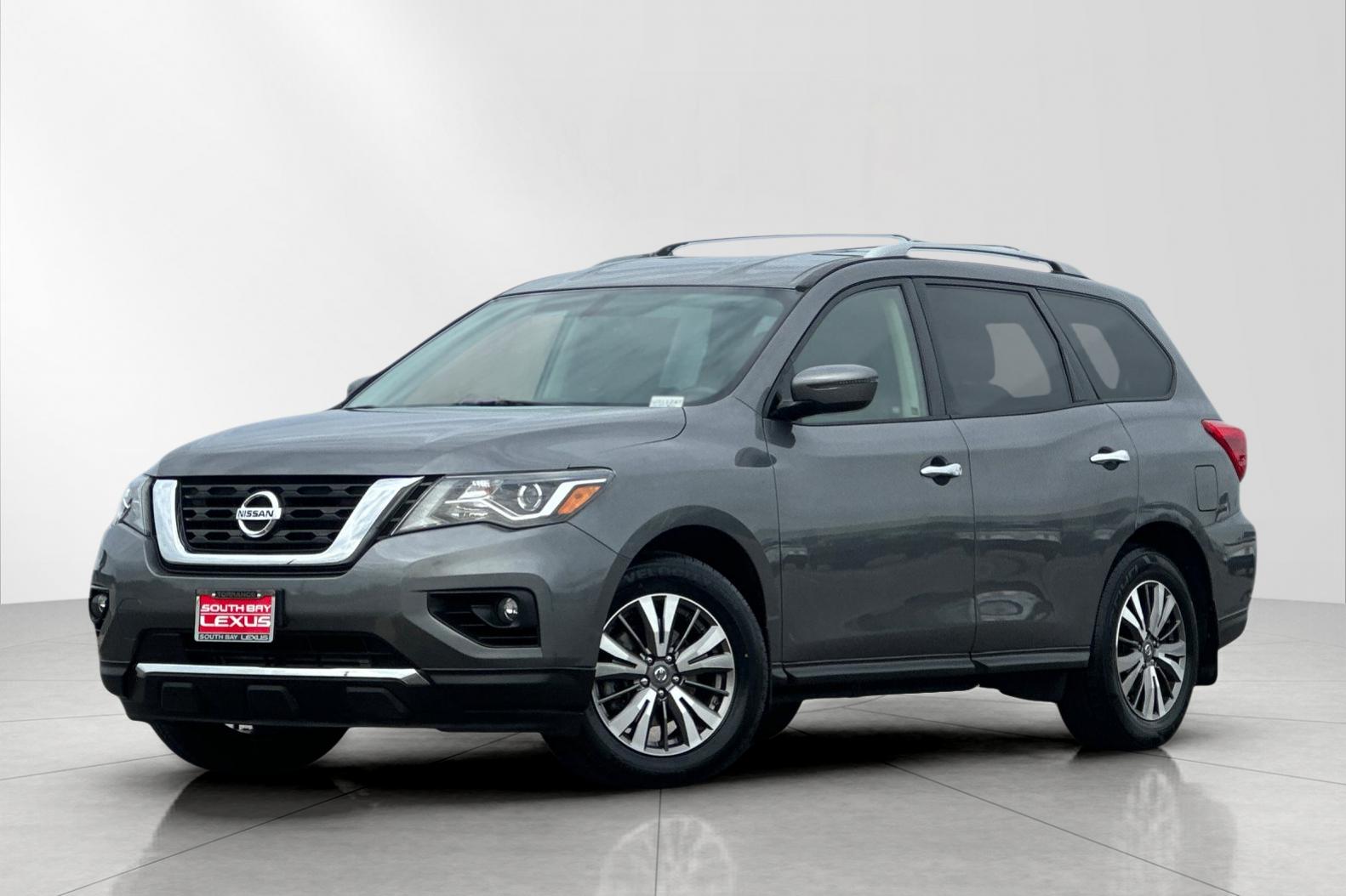 2019 Nissan Pathfinder SV