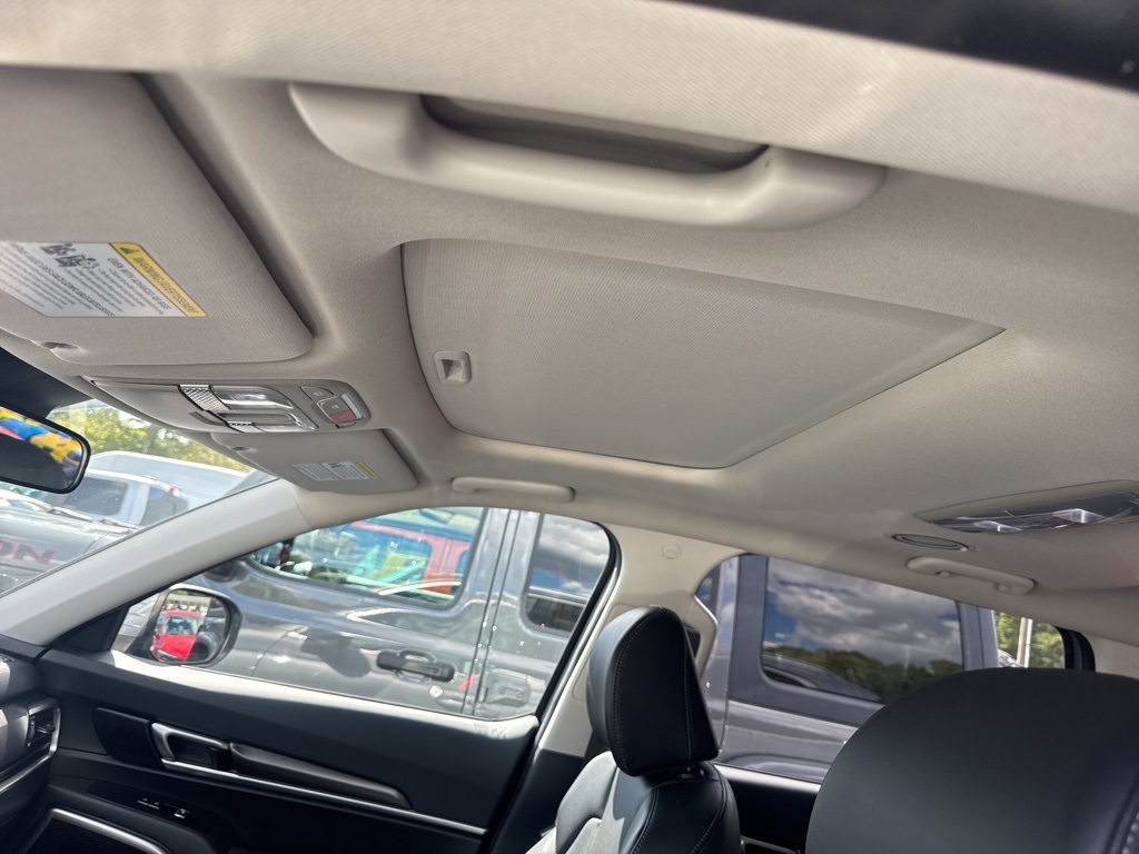 2025 Kia Telluride S photo 2