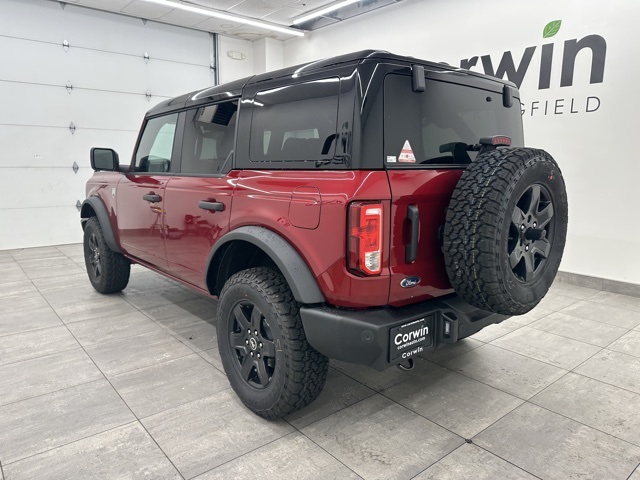 2025 Ford Bronco Big Bend photo 2