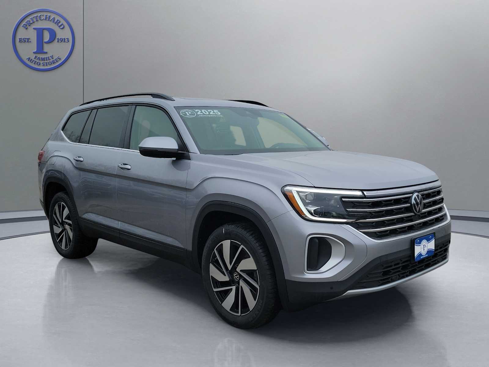 2025 Volkswagen Atlas SE w/Tech's photo