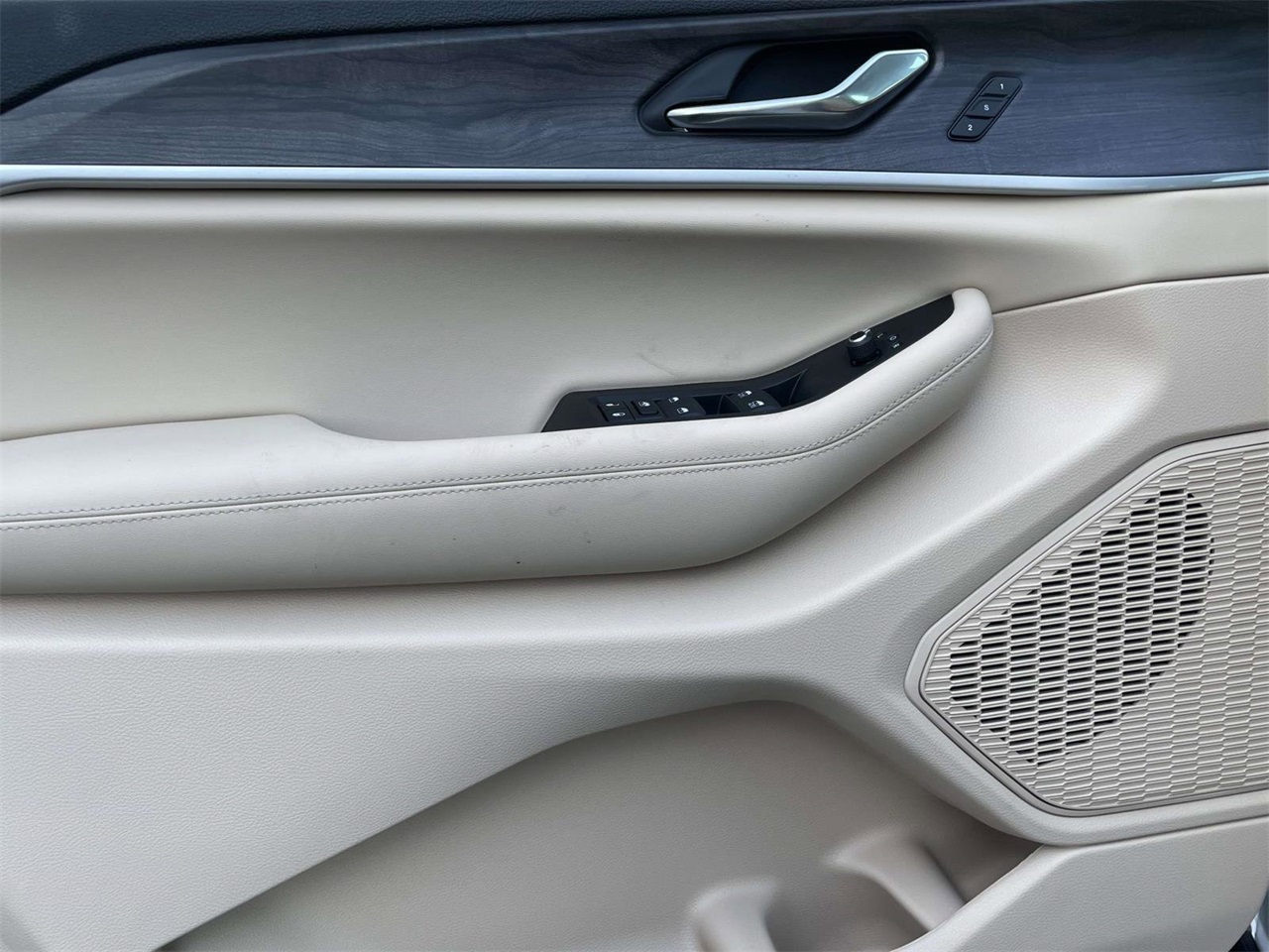2025 Jeep Grand Cherokee Limited photo 15