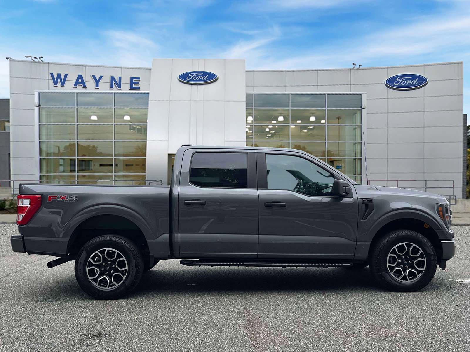 2023 Ford F-150 XL photo 3