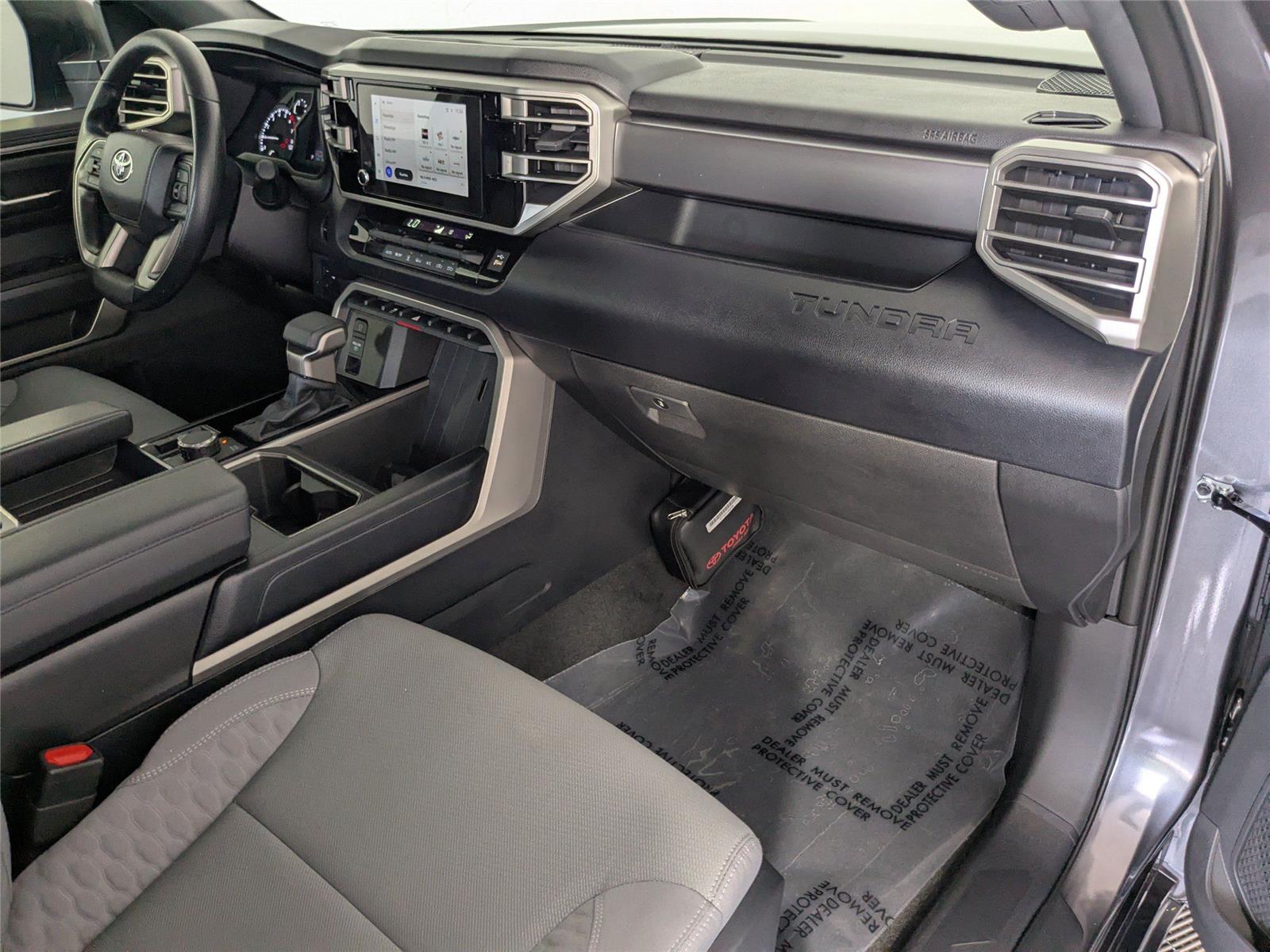 2025 Toyota Tundra SR5 photo 4