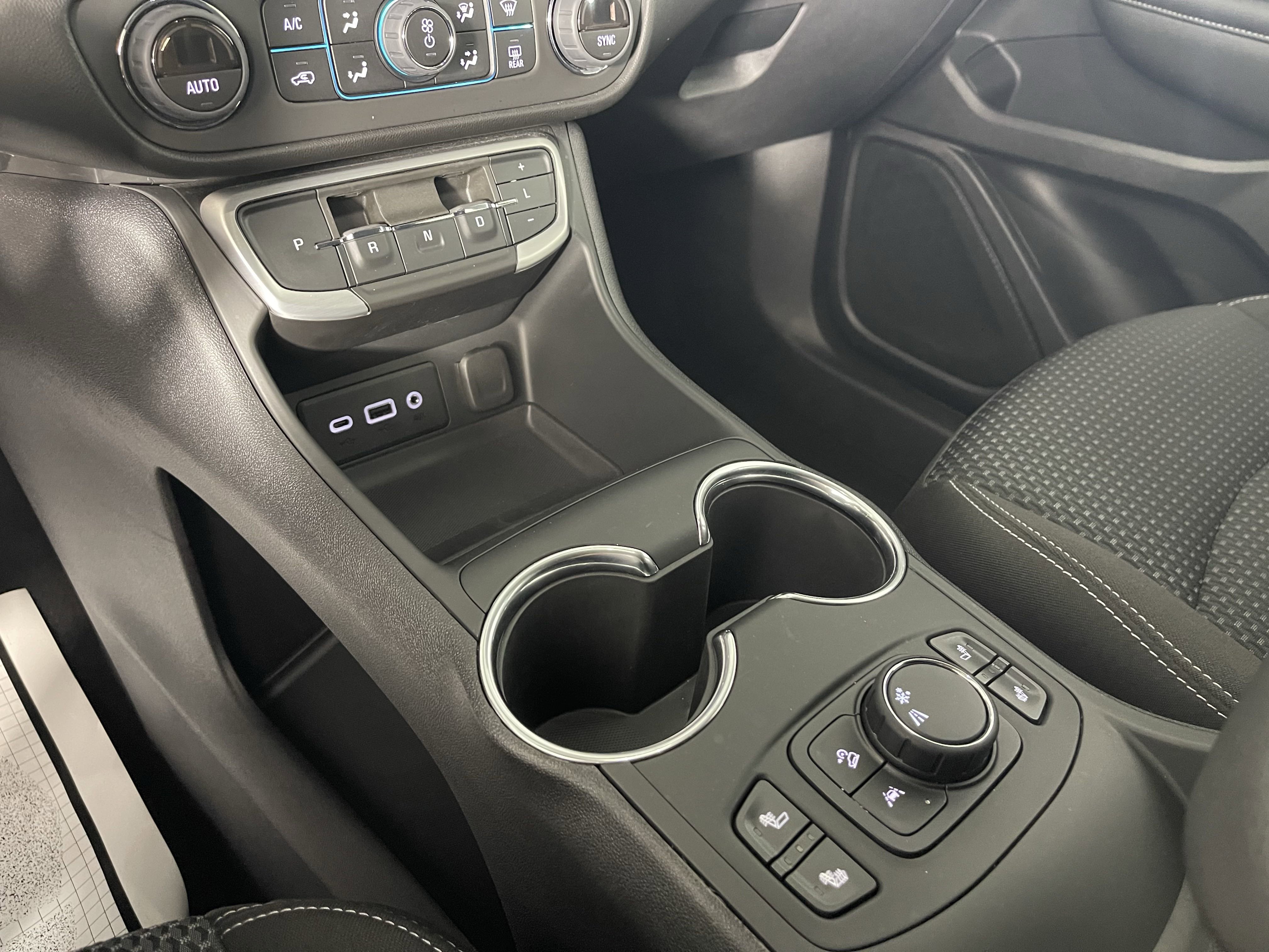 2023 Gmc Terrain SLE photo 9