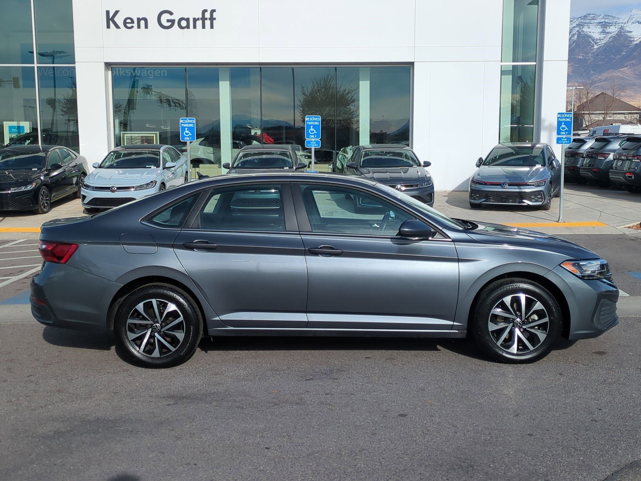 2023 Volkswagen Jetta S photo 2