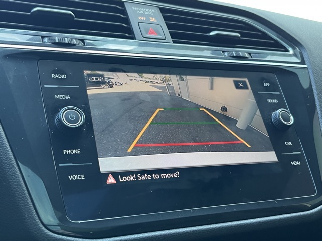 2022 Volkswagen Tiguan SE R-Line Black photo 7