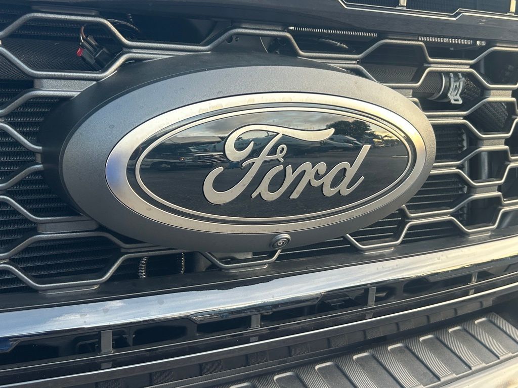 2025 Ford F-250 photo 21