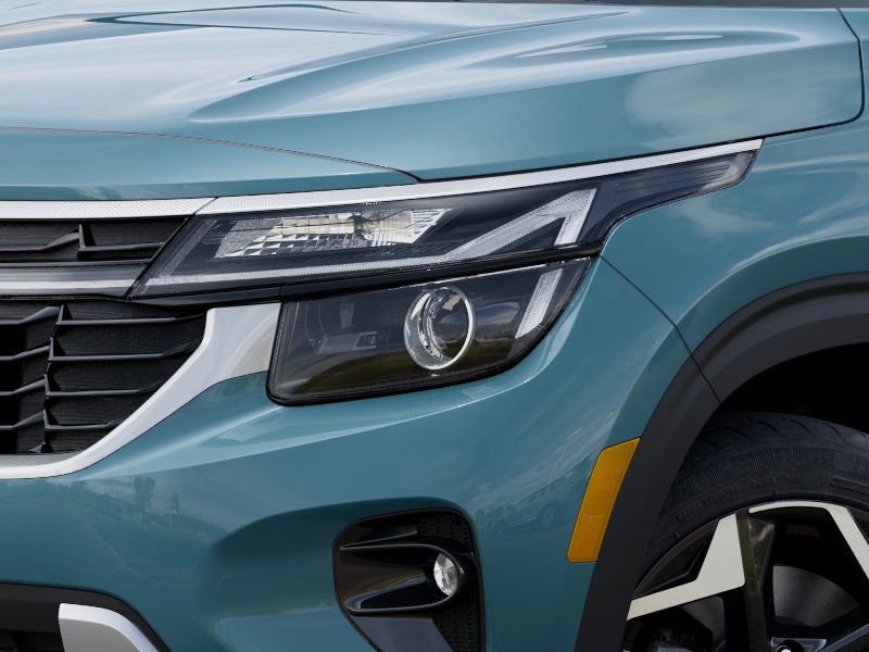 2026 Kia Seltos S photo 2