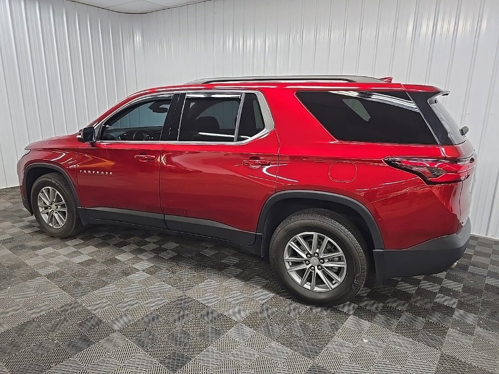 2023 Chevrolet Traverse Leather photo 2