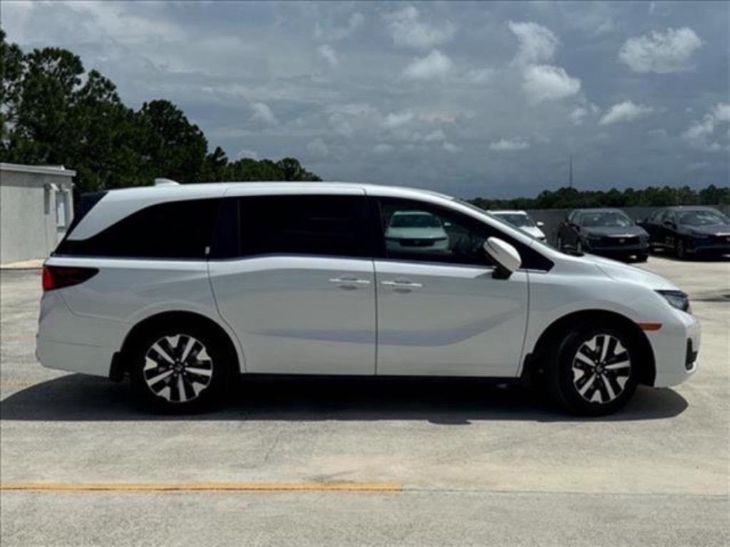 2026 Honda Odyssey EX-L photo 3