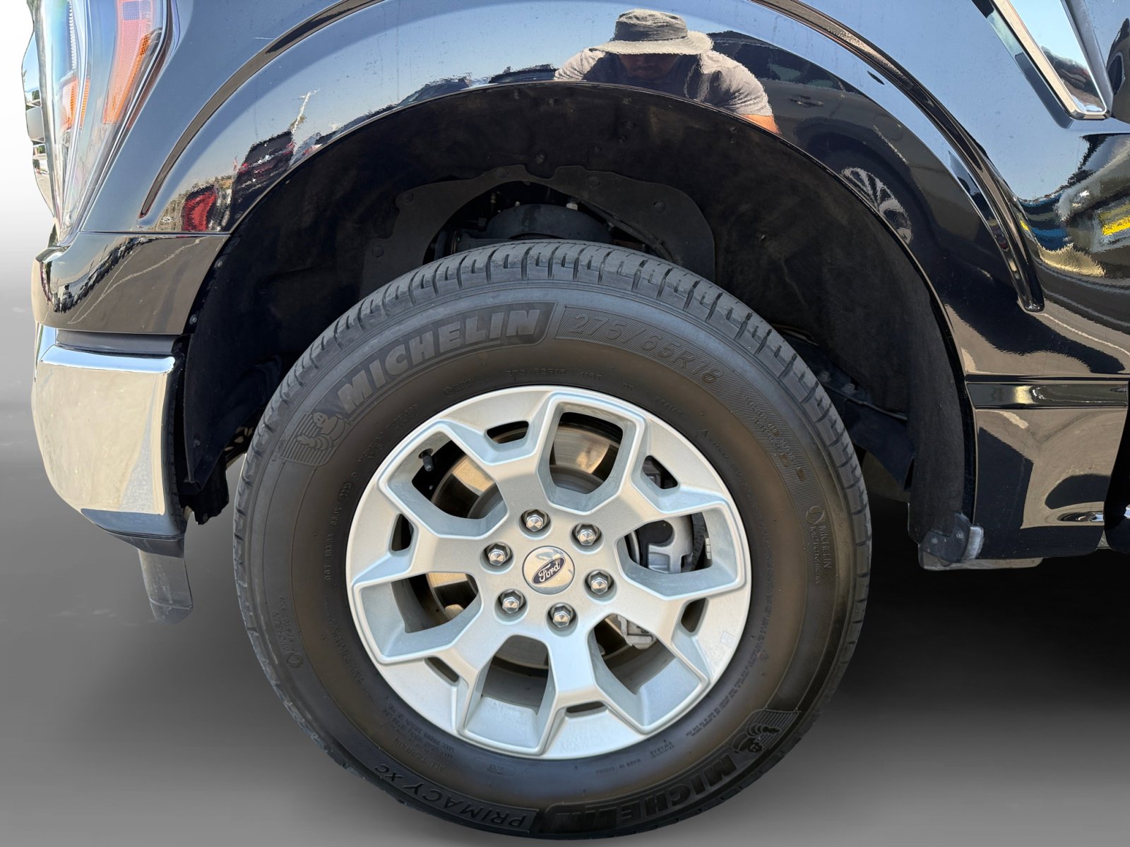 2023 Ford F-150 XLT photo 9