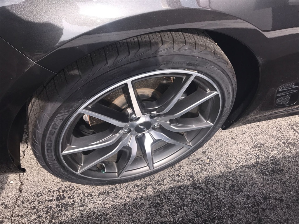 2023 Genesis G70 2.0T photo 2