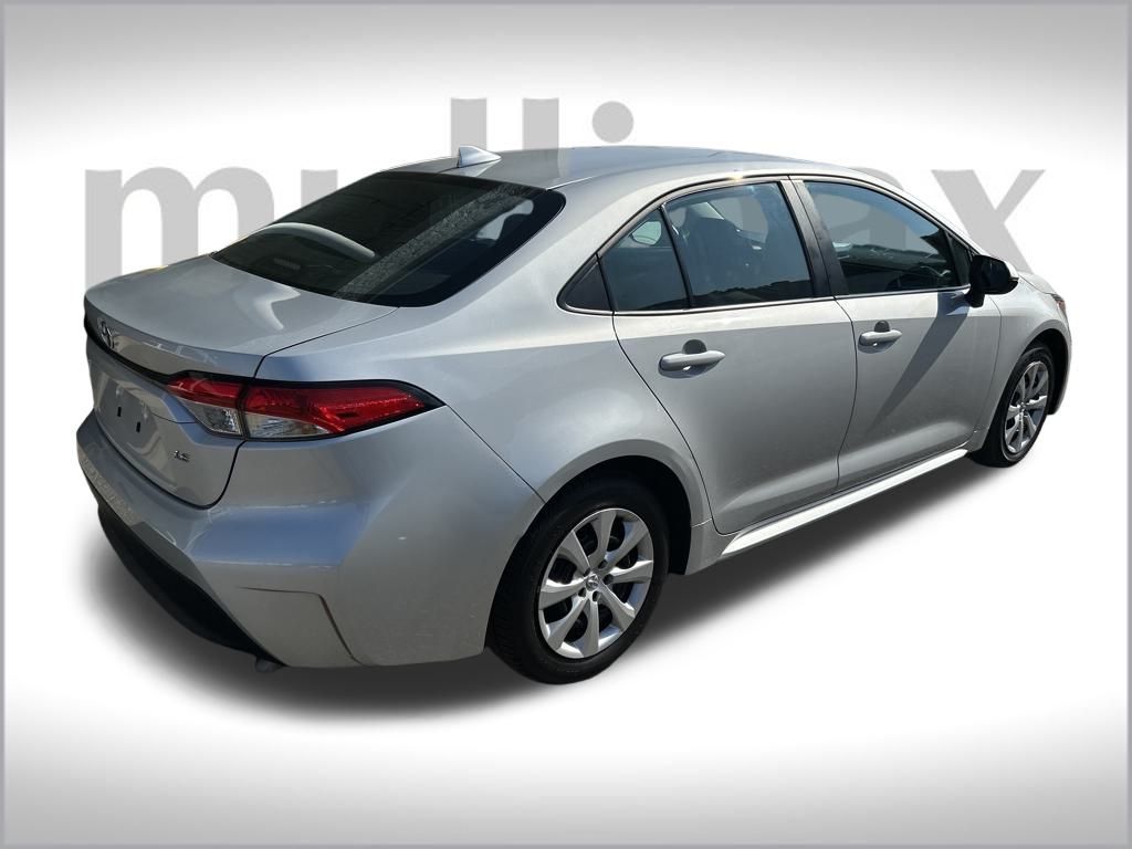 2024 Toyota Corolla LE photo 24