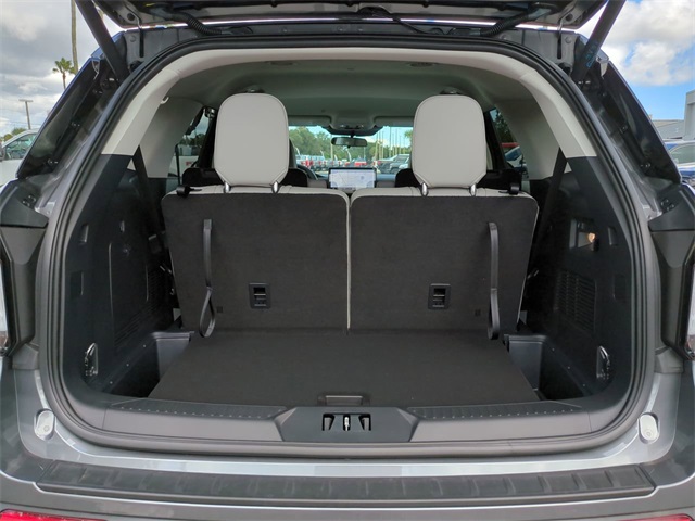 2025 Ford Explorer photo 11