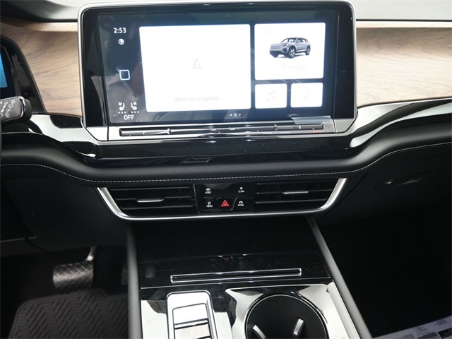 2025 Volkswagen Atlas SE Technology photo 4