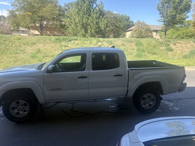 2015 Toyota Tacoma Base photo 14