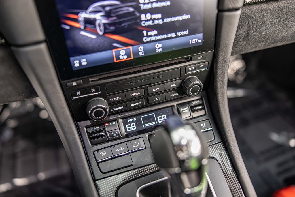 2019 PORSCHE 911 - Image 28