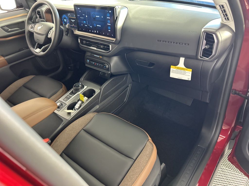 2025 Ford Bronco Sport Outer Banks photo 28