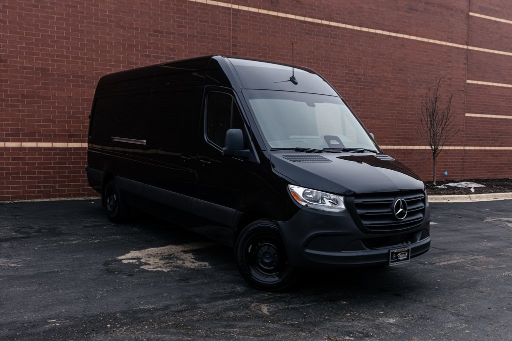 2025 Mercedes-Benz Sprinter Cargo Van 2500's photo