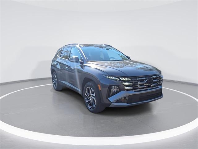 2025 Hyundai Tucson Hybrid Limited photo 2